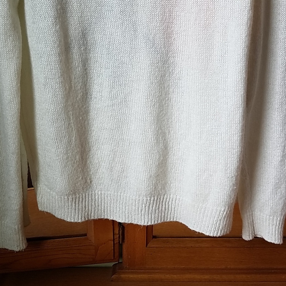 LOVE Light Weight Knit Sweater Size Large - Picture 6 of 6